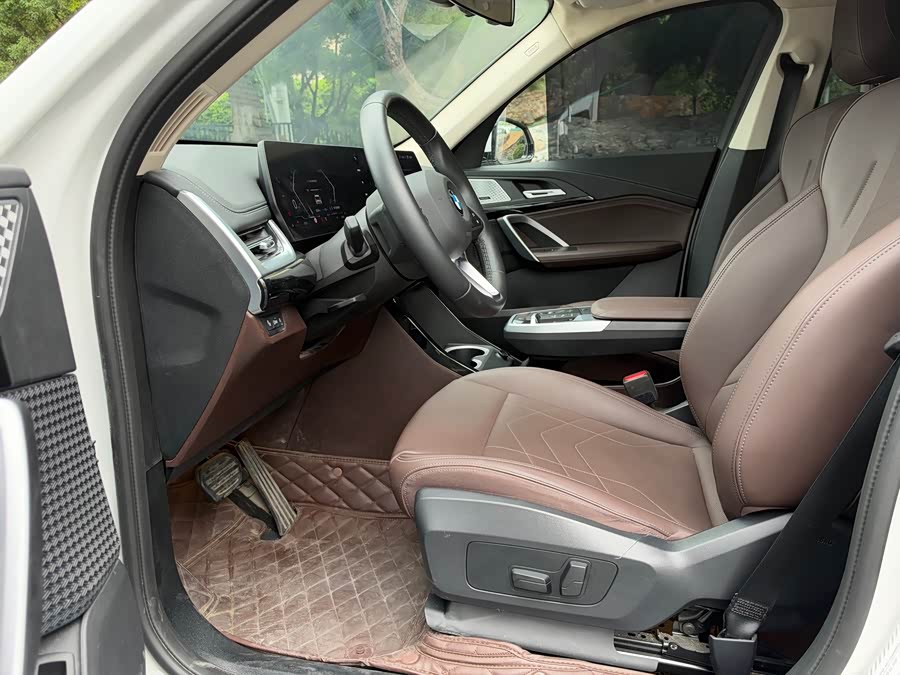 BMW X1 2025 sDrive25Li M Sport Package - zdjęcie 5