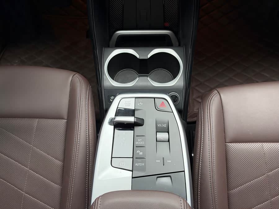 BMW X1 2025 sDrive25Li M Sport Package - zdjęcie 7