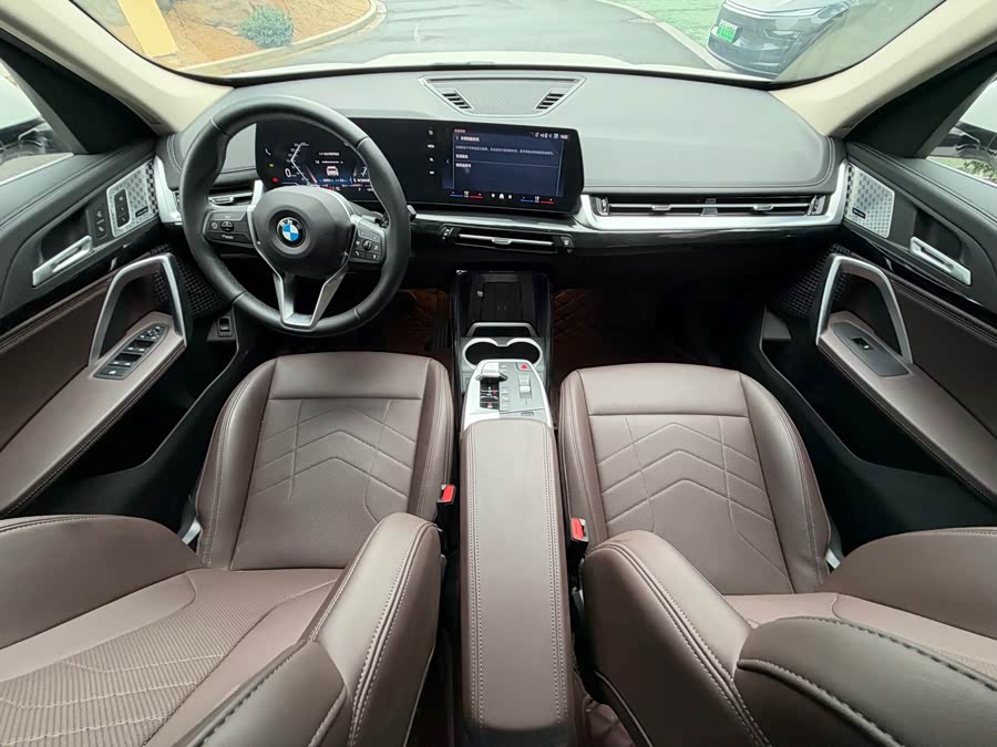 BMW X1 2025 sDrive25Li M Sport Package - zdjęcie 9