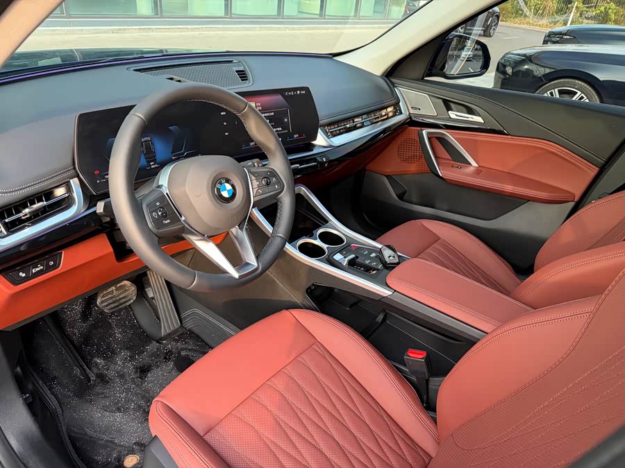BMW X1 2026 sDrive25Li X Design - zdjęcie 11