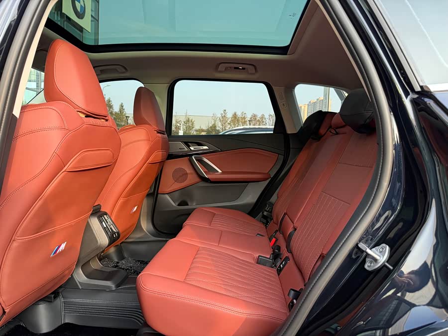 BMW X1 2026 sDrive25Li X Design - zdjęcie 14