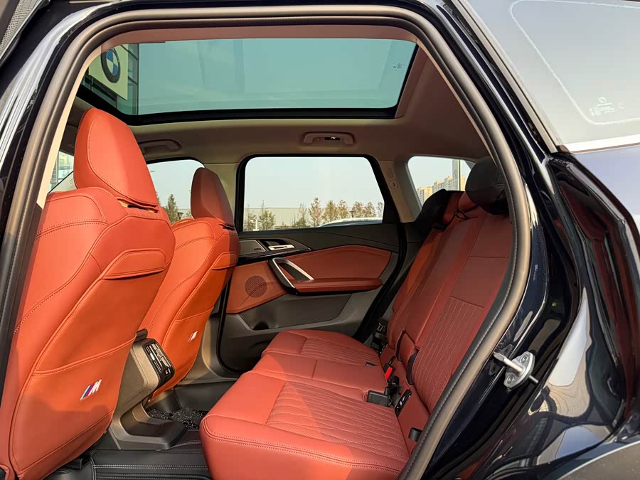 BMW X1 2026 sDrive25Li X Design - zdjęcie 15