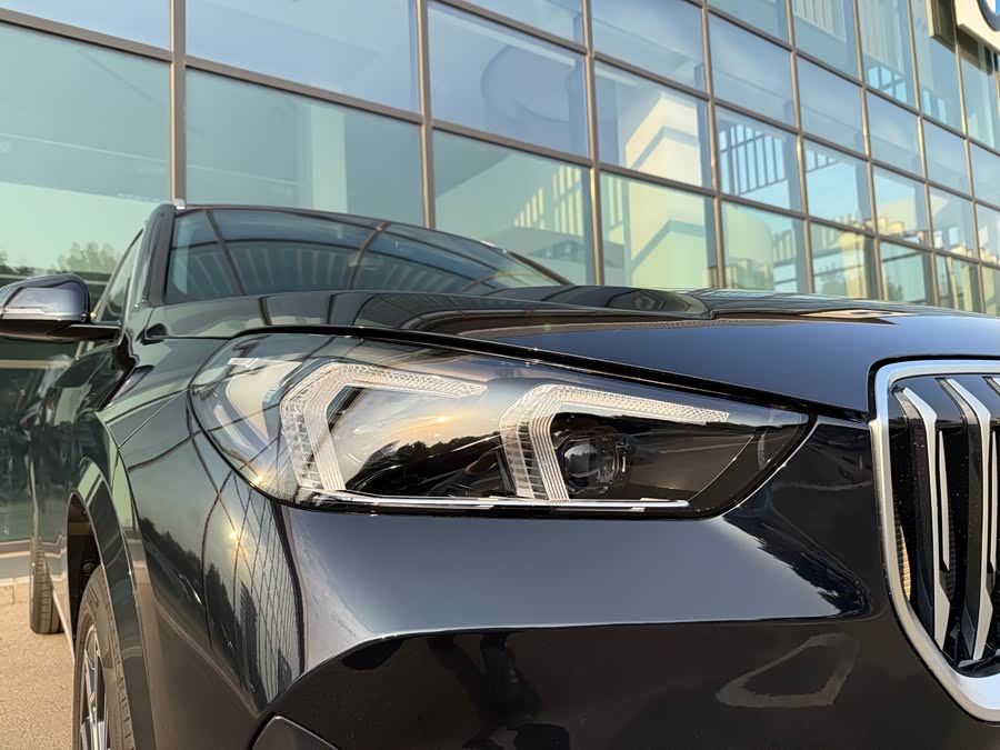 BMW X1 2026 sDrive25Li X Design - zdjęcie 3