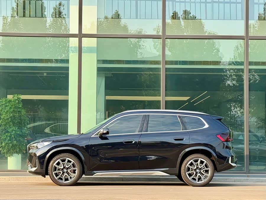BMW X1 2026 sDrive25Li X Design - zdjęcie 5