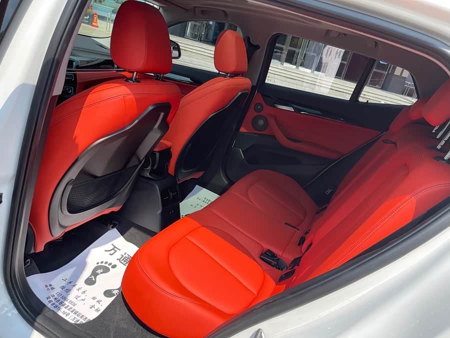 BMW X2 2023 sDrive25i M Off-Road Package - zdjęcie 12