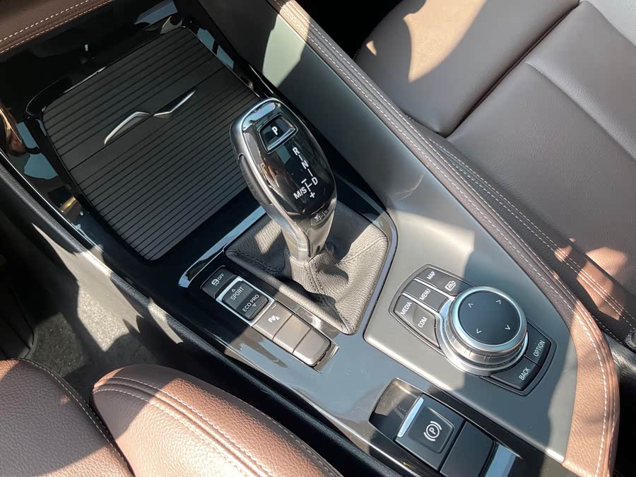 BMW X2 2023 sDrive25i M Off-Road Package - zdjęcie 18