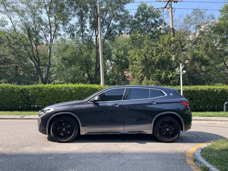 BMW X2 2023 sDrive25i M Off-Road Package - zdjęcie 3