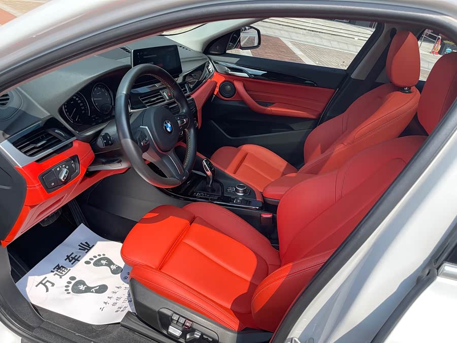 BMW X2 2023 sDrive25i M Off-Road Package - zdjęcie 10