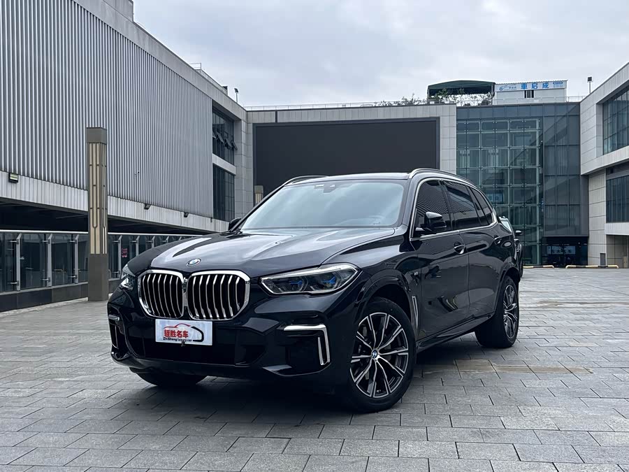 BMW X5 2022 Facelift xDrive 30Li Luxury M Sport Package - zdjęcie 1