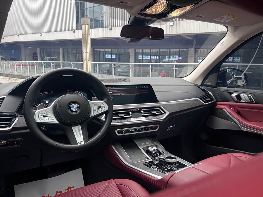 BMW X5 2022 Facelift xDrive 30Li Luxury M Sport Package - zdjęcie 12