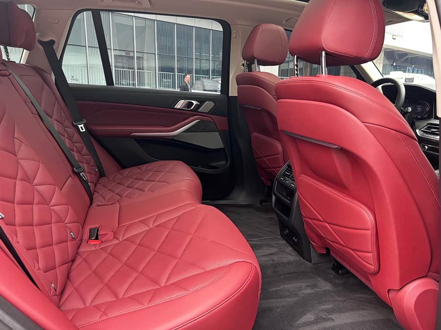 BMW X5 2022 Facelift xDrive 30Li Luxury M Sport Package - zdjęcie 8