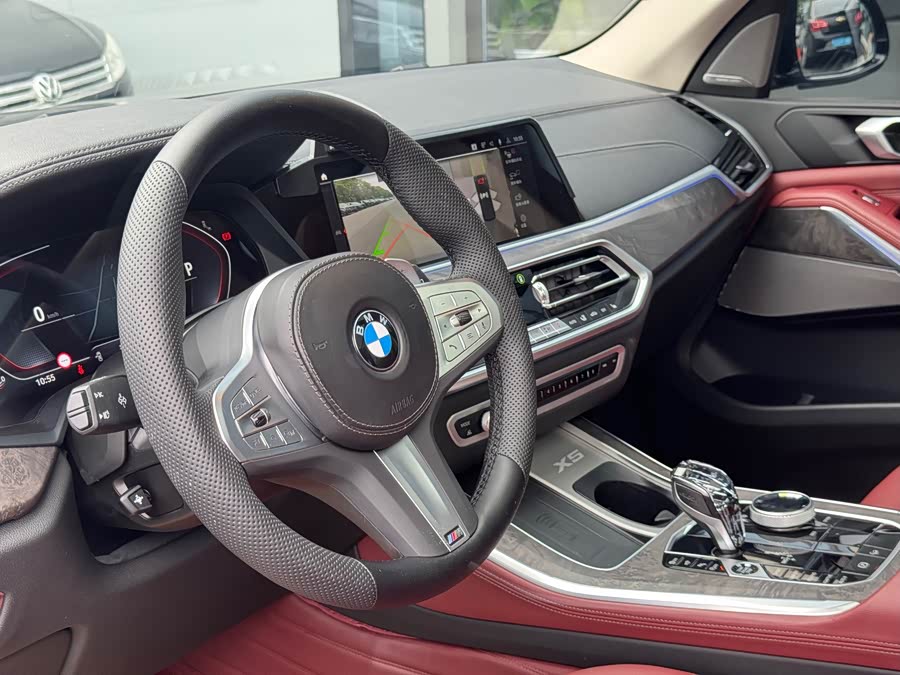 BMW X5 2022 xDrive 30Li Luxury M Sport Package - zdjęcie 6
