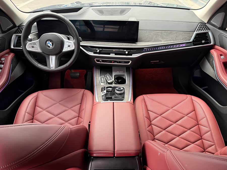 BMW X5 2023 xDrive 30Li Luxury M Sport Night Package - zdjęcie 18