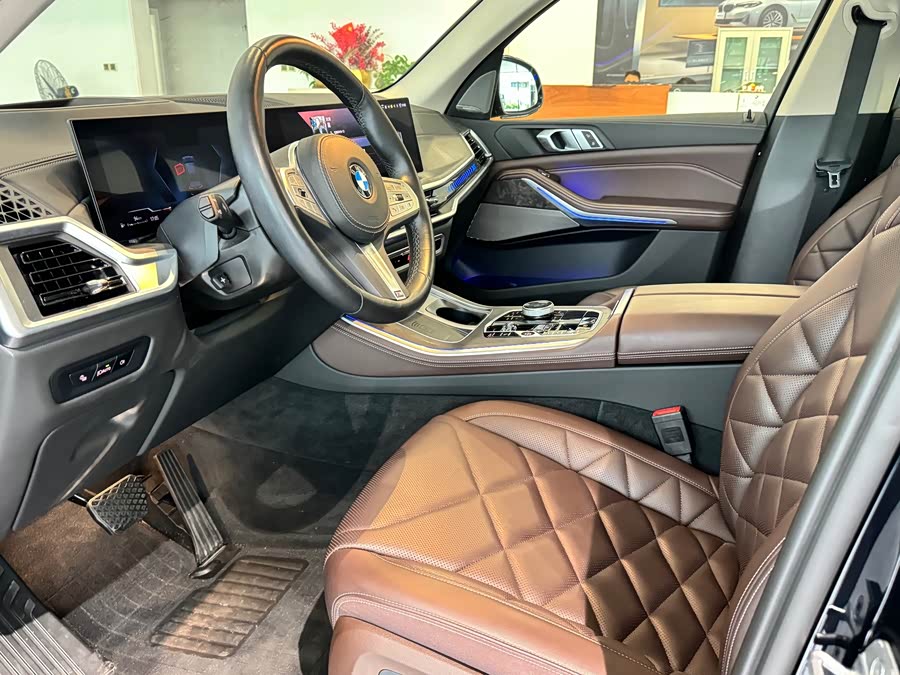 BMW X5 2023 xDrive 30Li Luxury M Sport Night Package - zdjęcie 5