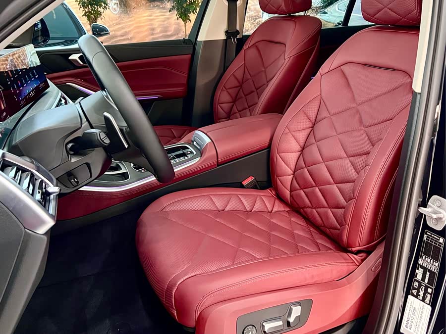 BMW X5 2023 xDrive 30Li Luxury M Sport Night Package - zdjęcie 6