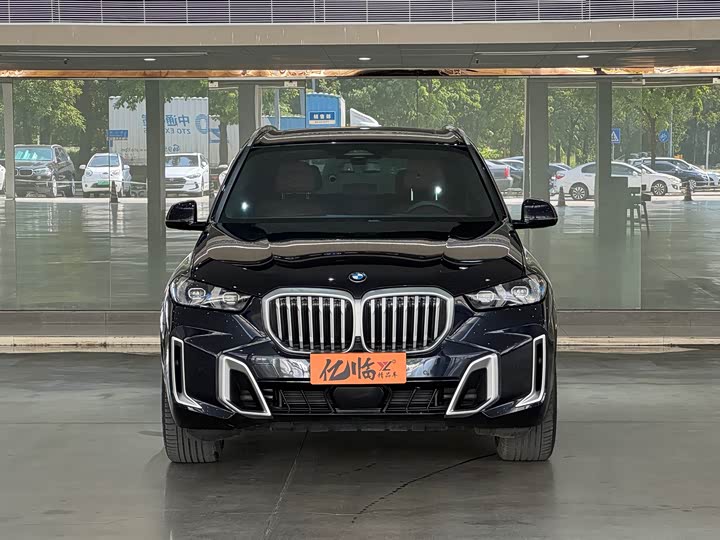 BMW X5 2023 xDrive 40Li M Sport - zdjęcie 18