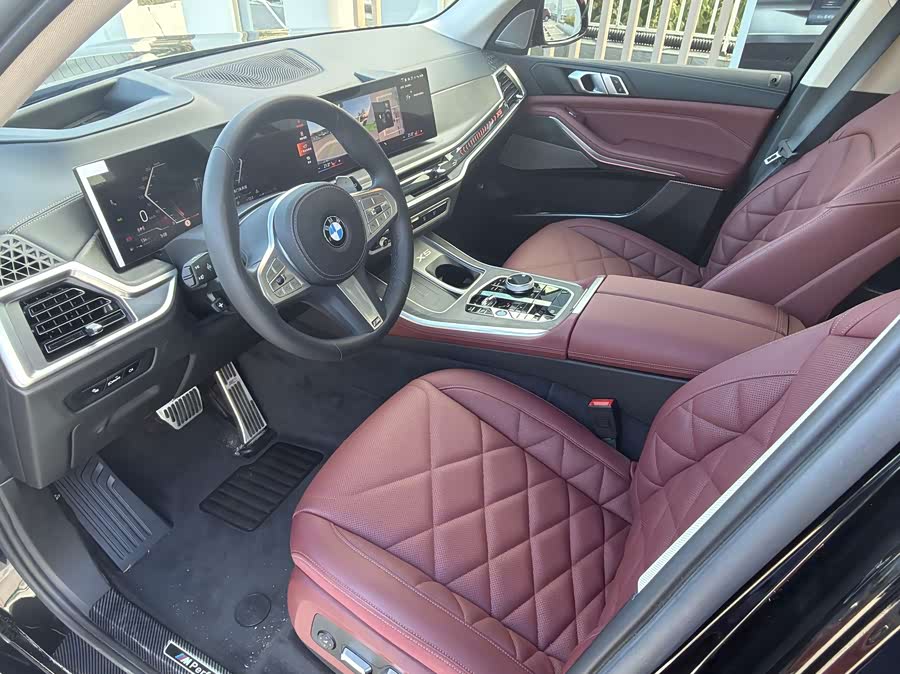 BMW X5 2025 xDrive 30Li Luxury M Sport Night Package - zdjęcie 4