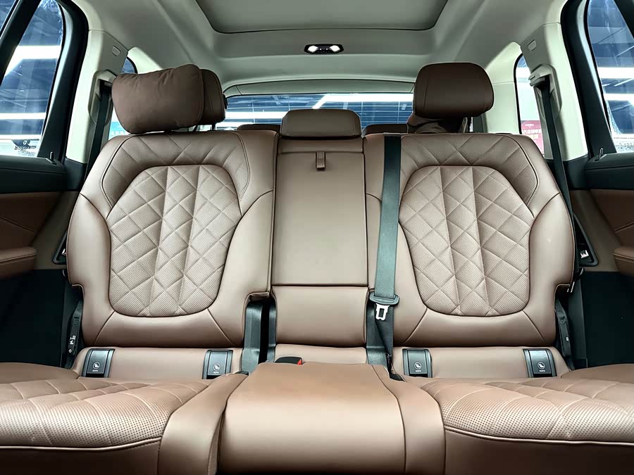 BMW X7 2023 xDrive40i Leading Luxury Package - zdjęcie 18