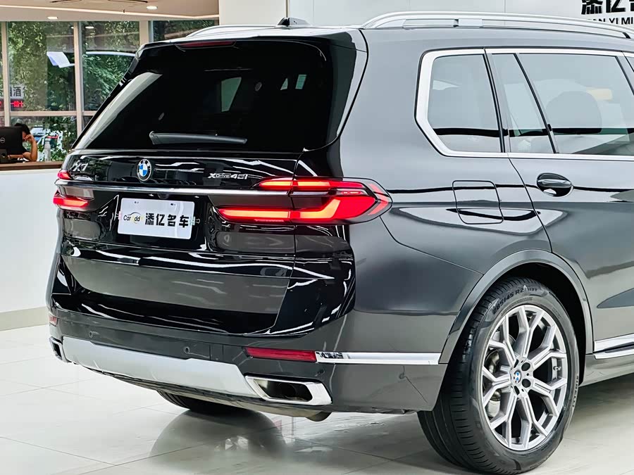 BMW X7 2023 xDrive40i Leading Luxury Package - zdjęcie 8