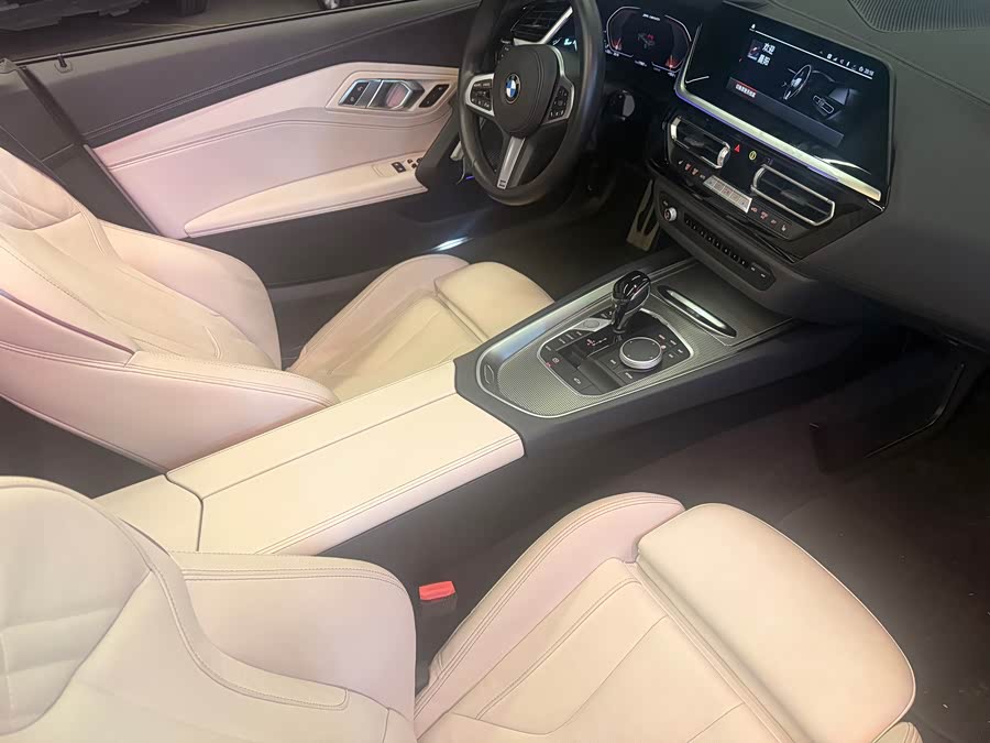 BMW Z4 2022 M40i M Performance - zdjęcie 9
