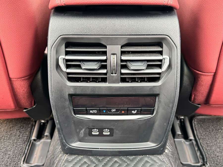 BMW i3 2022 eDrive 35 L - zdjęcie 15