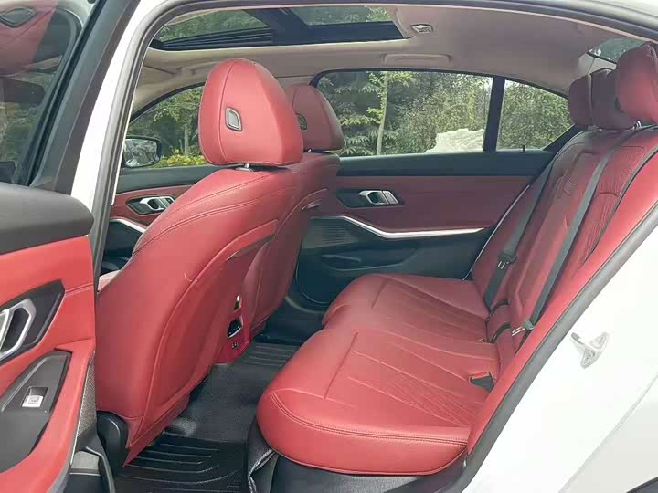 BMW i3 2024 eDrive 40 L Night Package - zdjęcie 17