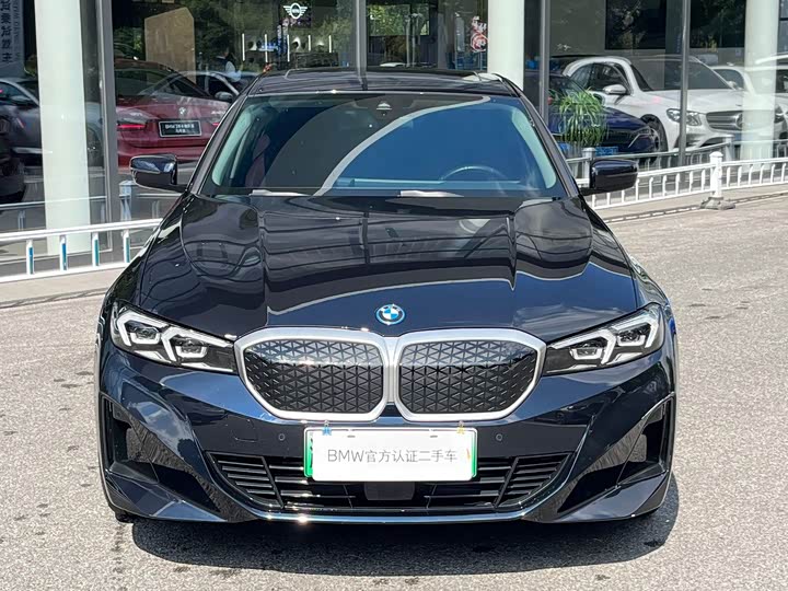 BMW i3 2025 eDrive 35 L - zdjęcie 15