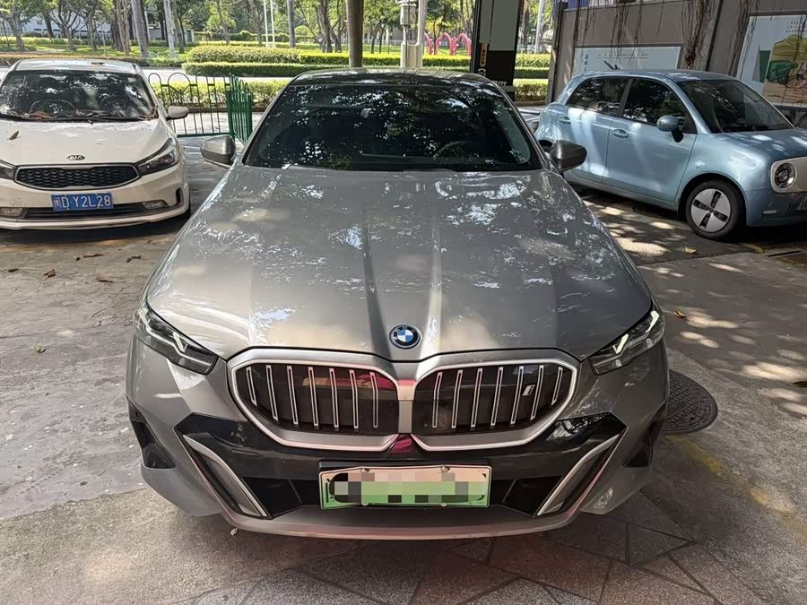 BMW i5 2024 eDrive 35L M Sport Package - zdjęcie 2