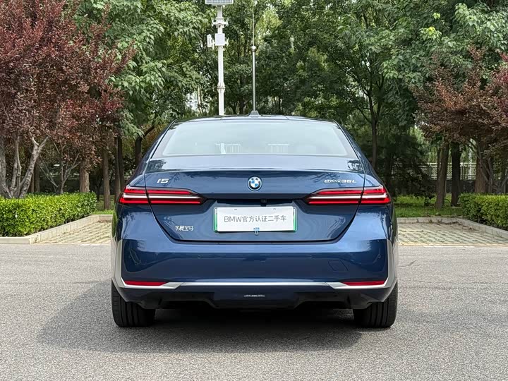 BMW i5 2024 eDrive 35L M Sport Package - zdjęcie 16