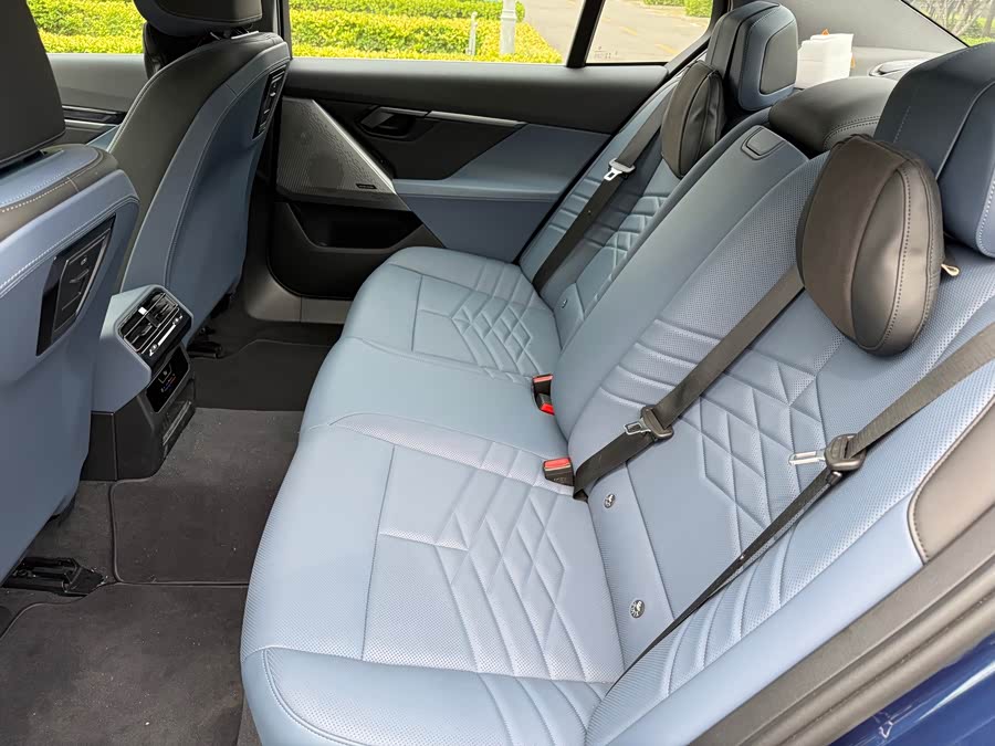 BMW i5 2024 eDrive 35L M Sport Package - zdjęcie 7