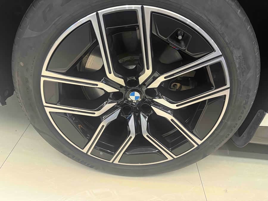 BMW i7 2023 eDrive50L Leading M Sport Package - zdjęcie 14