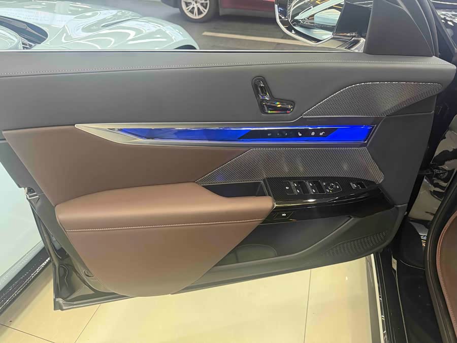 BMW i7 2023 eDrive50L Leading M Sport Package - zdjęcie 7