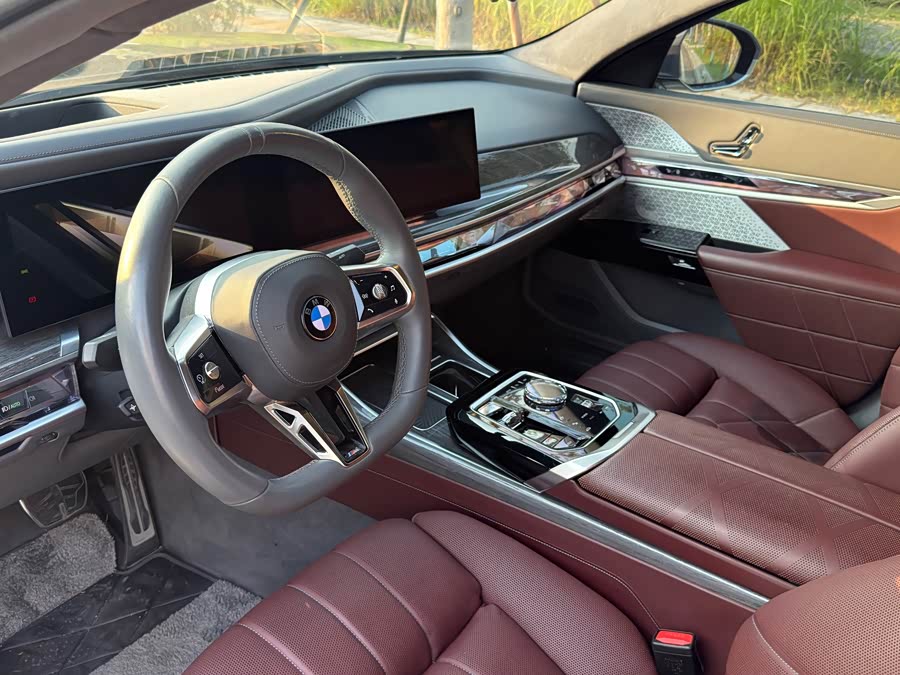 BMW i7 2023 xDrive60L M Sport - zdjęcie 4