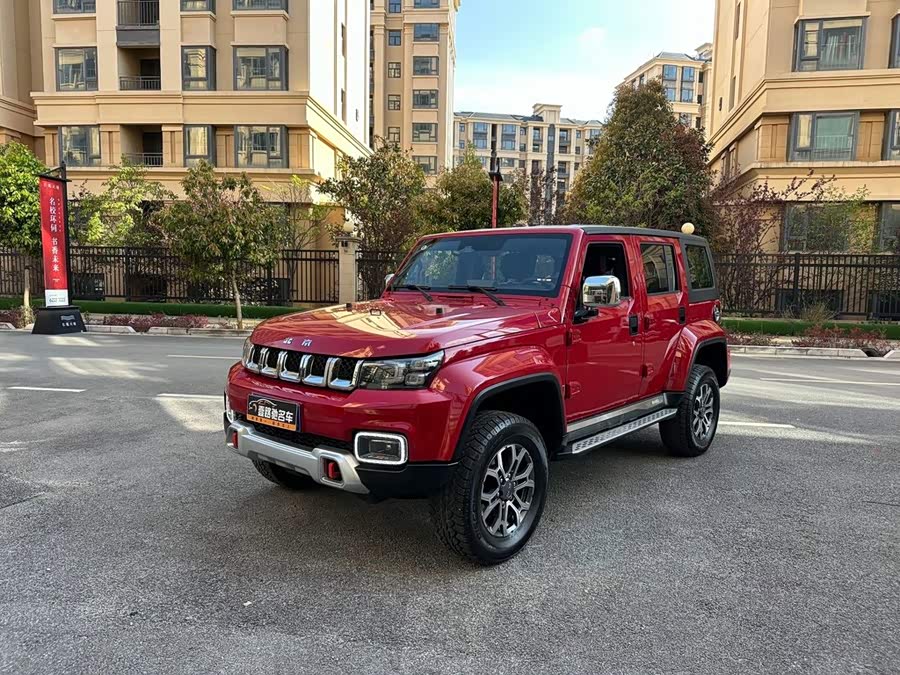 Beijing Off-road BJ40 2023 2.0T Automatic Four-Wheel Drive City Hunter Edition Hero Type - zdjęcie 1