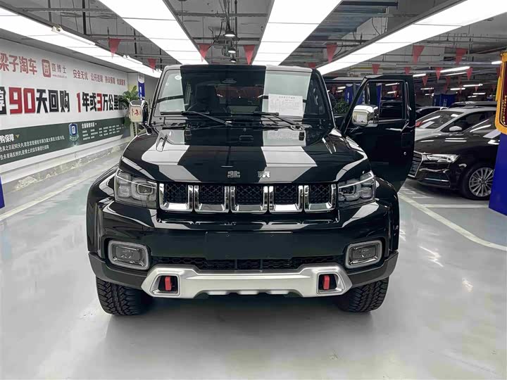 Beijing Off-road BJ40 2023 2.0T Automatic Four-Wheel Drive City Hunter Edition Hero Type - zdjęcie 15