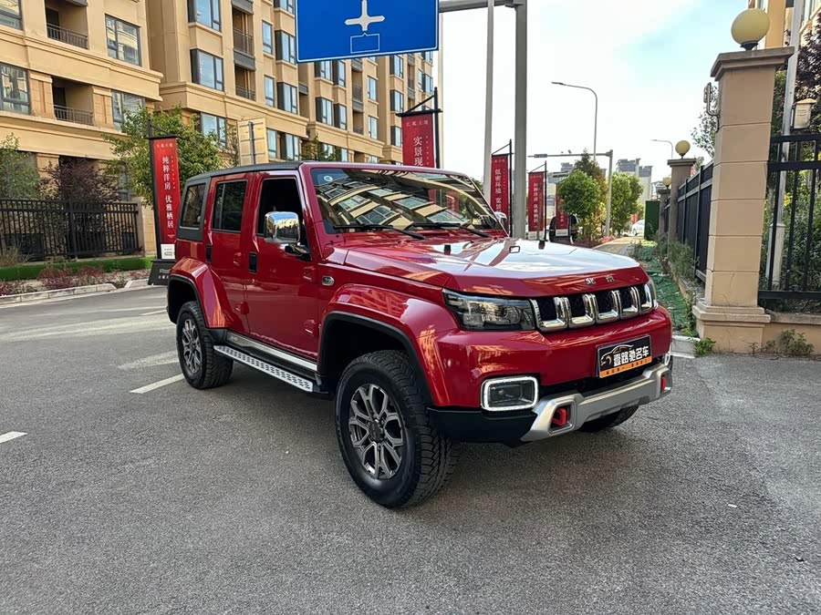 Beijing Off-road BJ40 2023 2.0T Automatic Four-Wheel Drive City Hunter Edition Hero Type - zdjęcie 3