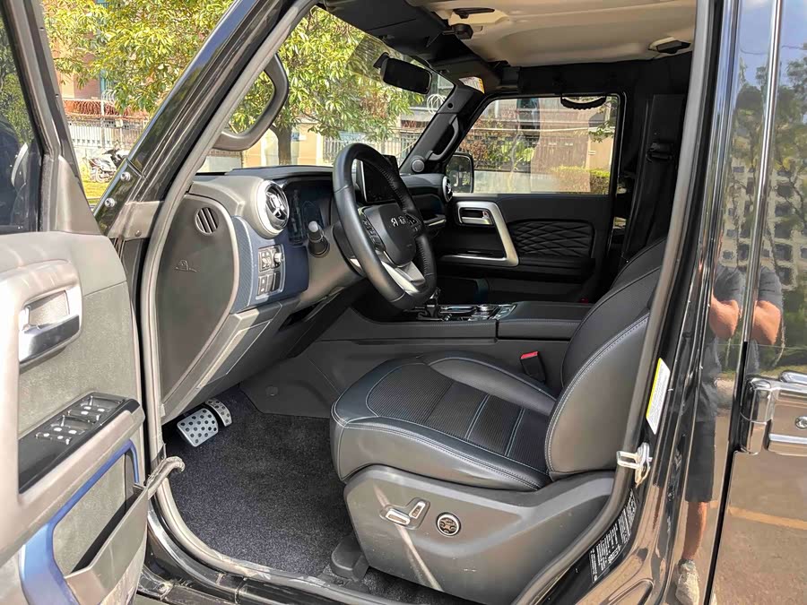 Beijing Off-road BJ40 2024 2.0T City Hunter Glory - zdjęcie 12