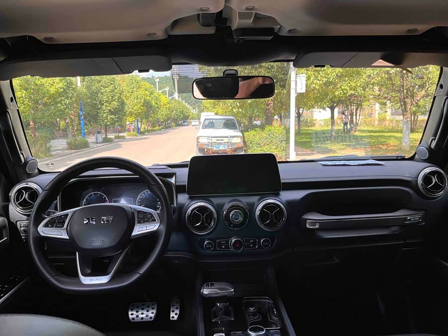 Beijing Off-road BJ40 2024 2.0T City Hunter Glory - zdjęcie 19