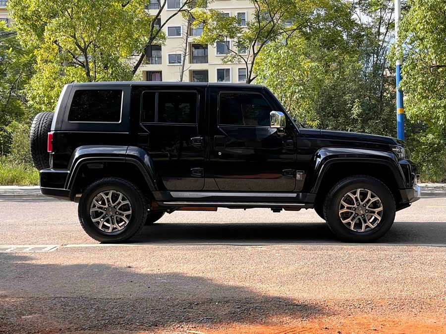 Beijing Off-road BJ40 2024 2.0T City Hunter Glory - zdjęcie 4