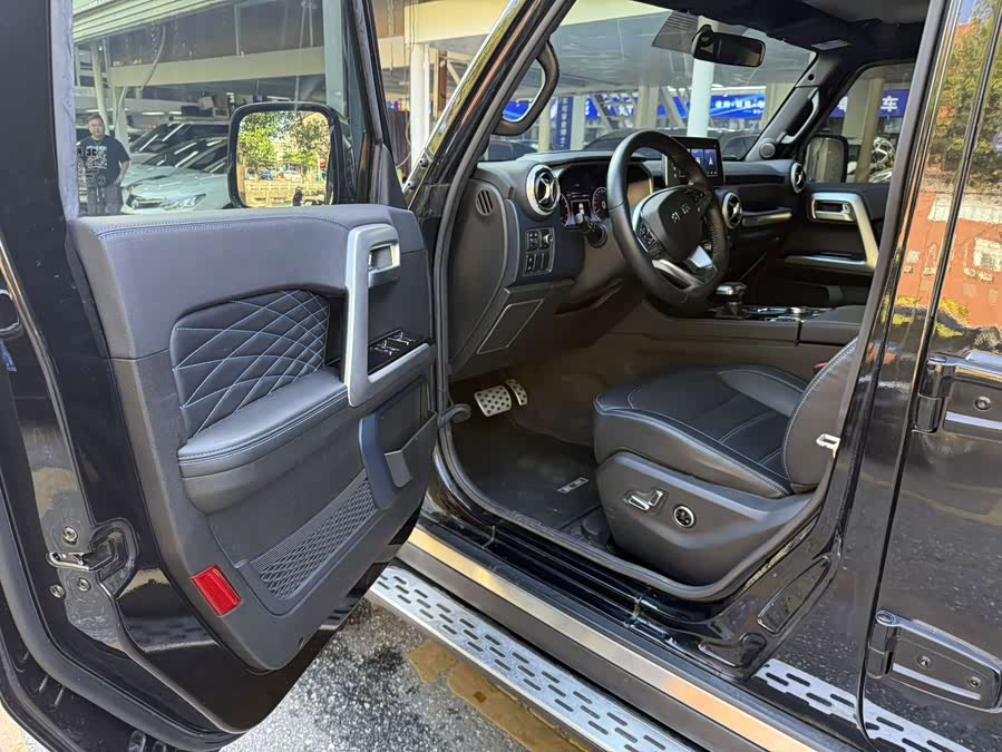 Beijing Off-road BJ40 2024 2.0T City Hunter Glory - zdjęcie 9