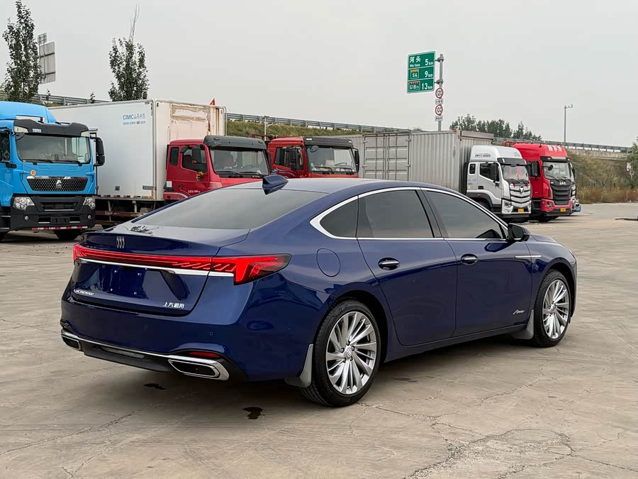 Buick 2025 Platinum Avenir - zdjęcie 9