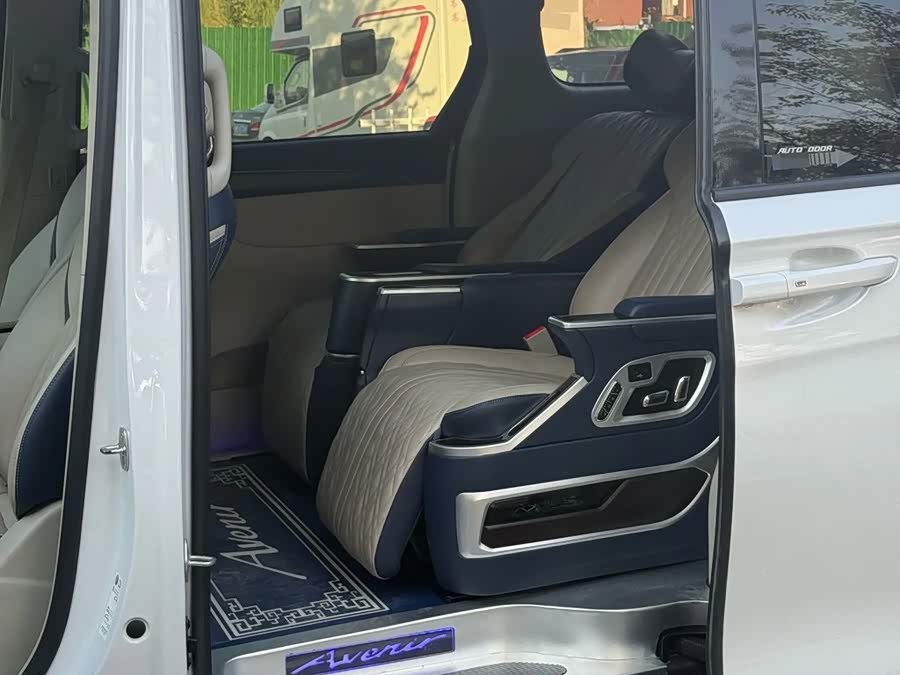 Buick GL8 2022 ES Luxurious 653T Comfort - zdjęcie 6