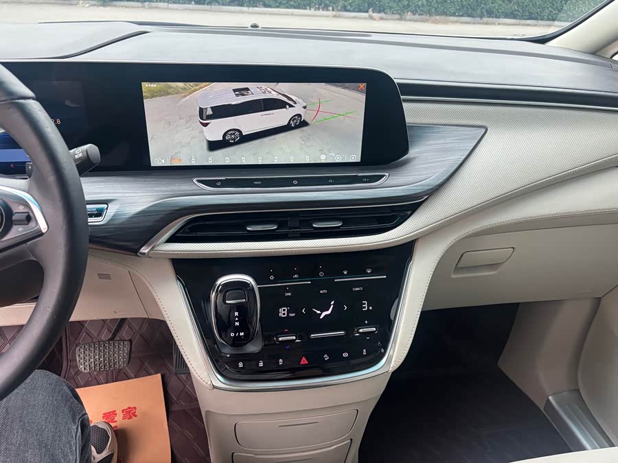 Buick GL8 2022 ES Luxurious 653T Comfort - zdjęcie 9