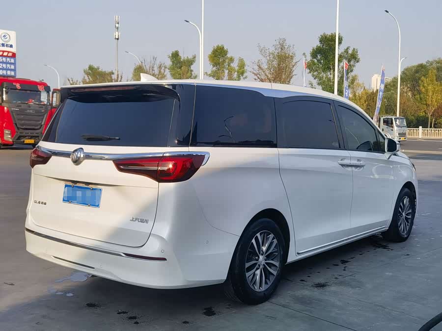 Buick GL8 2023 ES Luxurious Edition - zdjęcie 3