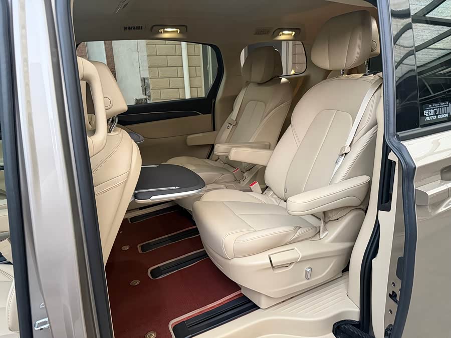 Buick GL8 2023 ES Luxurious Edition - zdjęcie 10