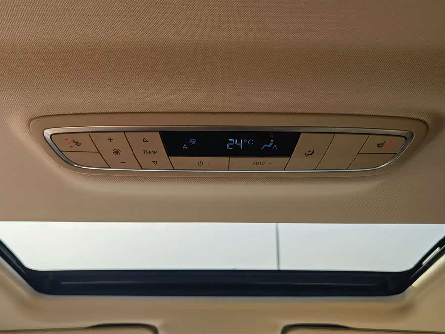 Buick GL8 2023 ES Luxurious Edition - zdjęcie 10