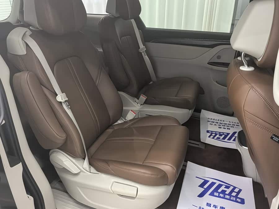 Buick GL8 2023 ES Luxury - zdjęcie 17