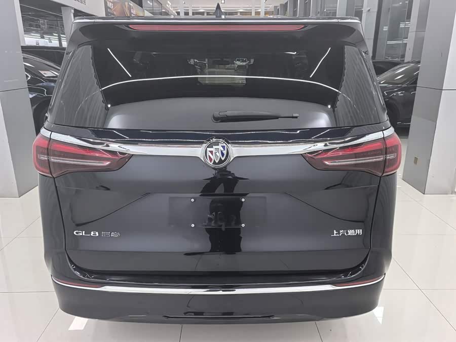 Buick GL8 2023 ES Luxury - zdjęcie 6