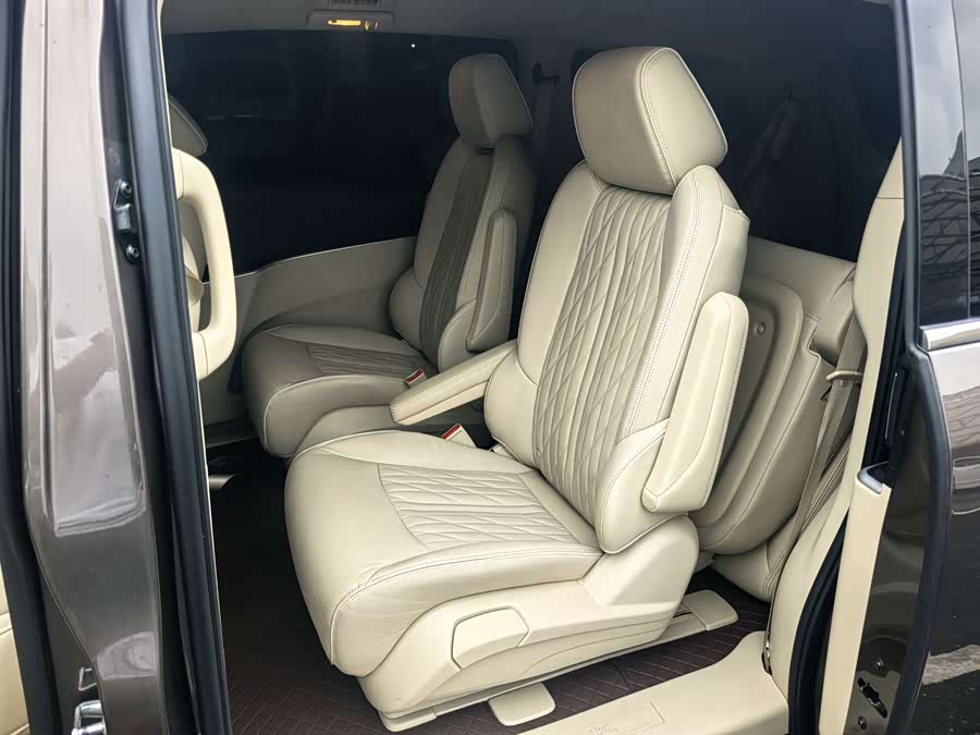 Buick GL8 2023 Land Business Class 652T Luxury - zdjęcie 11