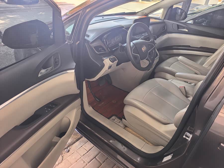 Buick GL8 2023 Land Business Class 652T Luxury - zdjęcie 12